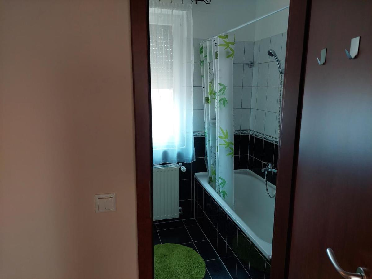 Samuci Apartman Hajdúszoboszló Eksteriør bilde