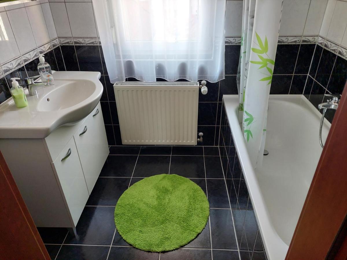 Samuci Apartman Hajdúszoboszló Eksteriør bilde